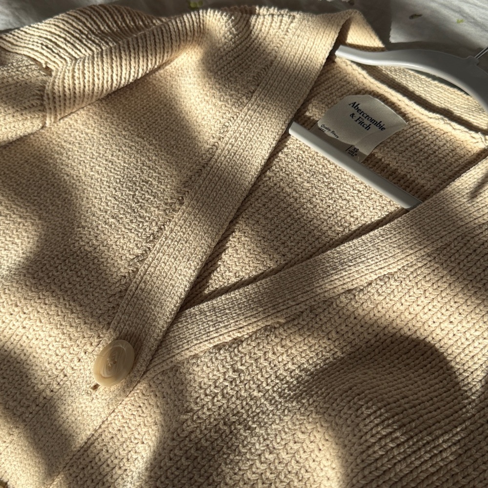 Abercrombie and Fitch knitted oversized cardigan - Picture 3 of 4